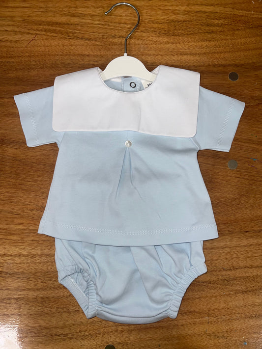 Boys 2 piece set with white bib design.