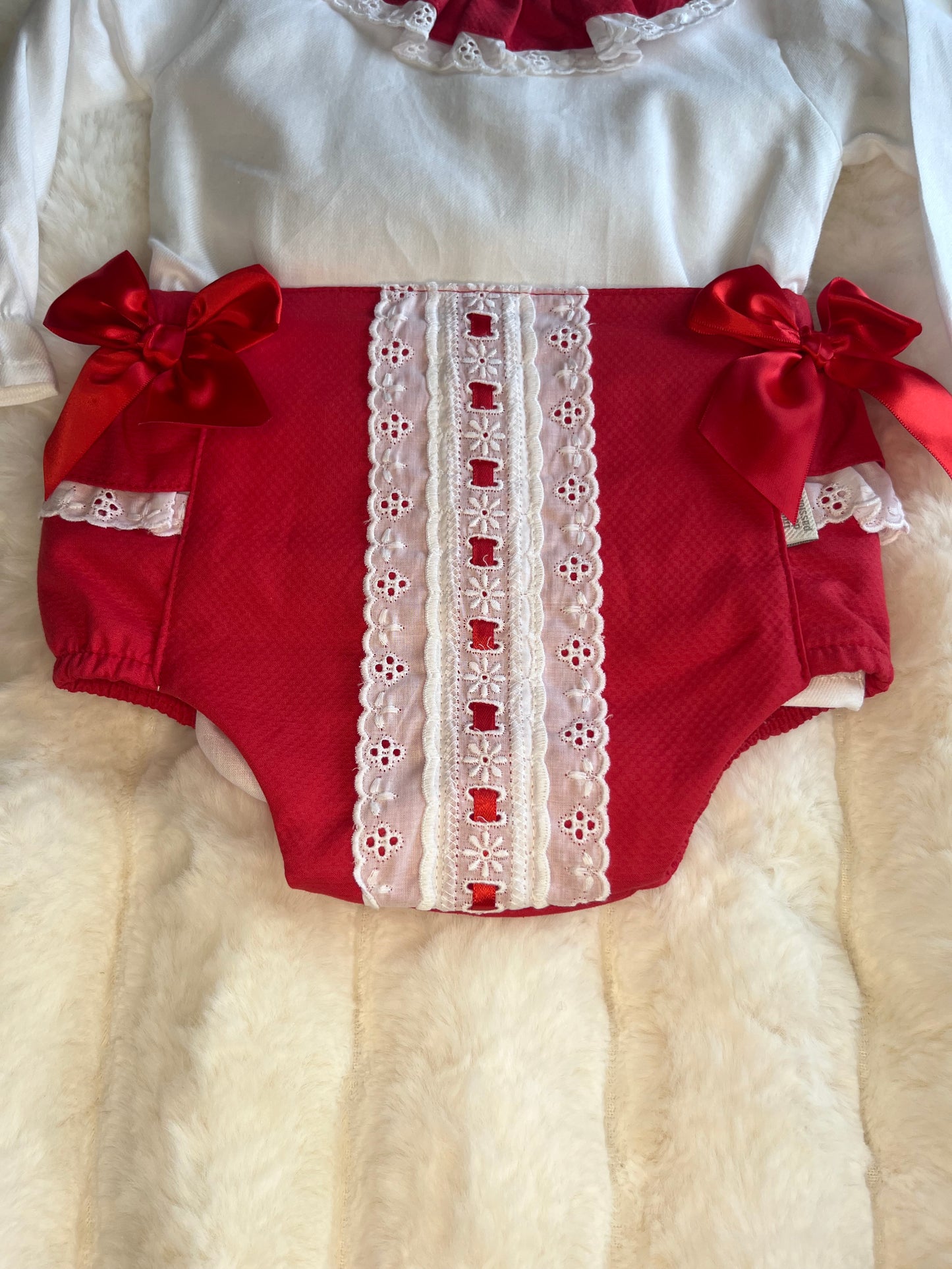 Girls 2 Piece Frill Neck Double Bow Set.