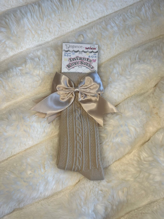 Beige Bow Socks 🎀
